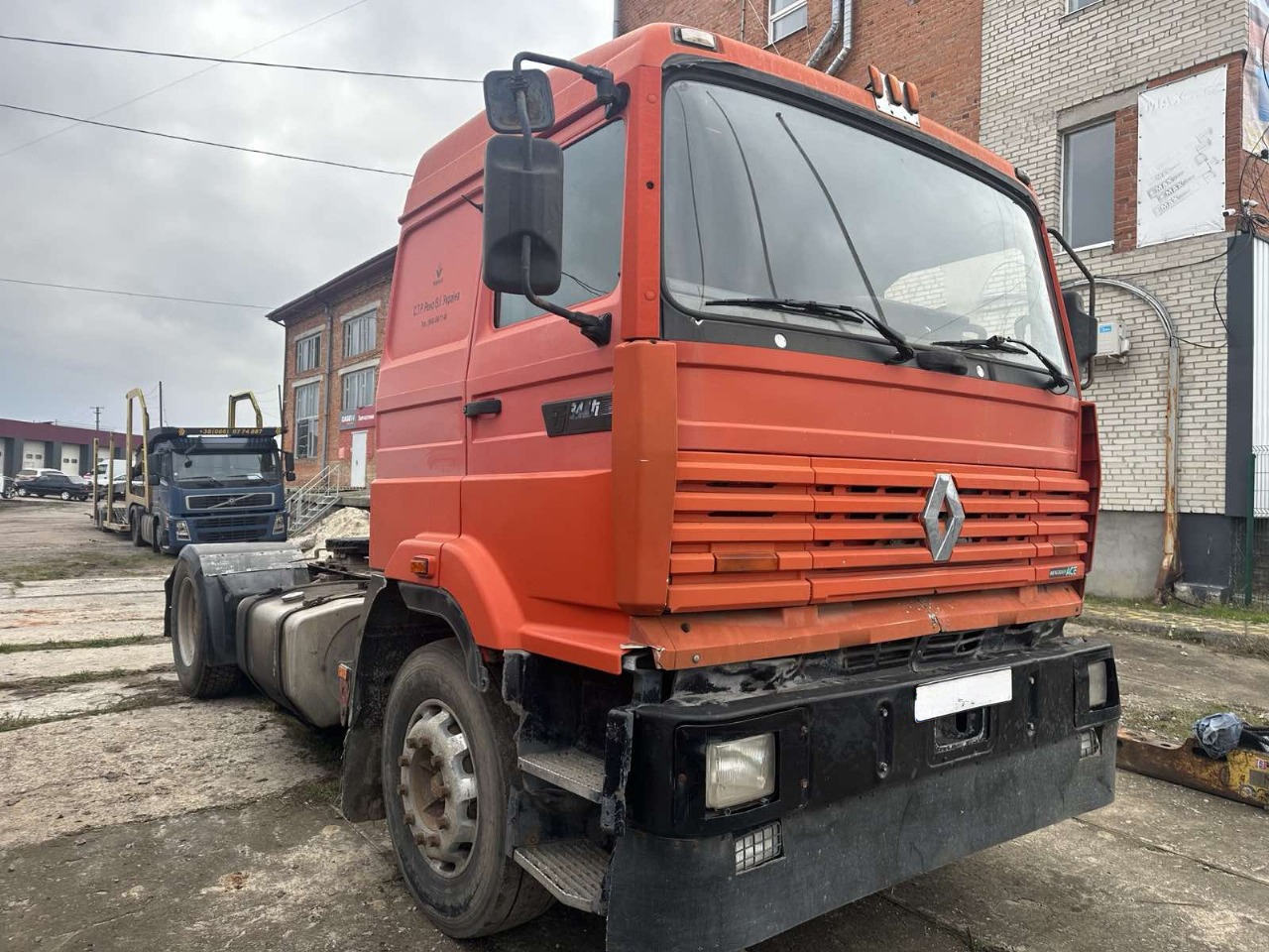 RENAULT Manager ID1690S - Trekker: afbeelding 1 RENAULT Manager ID1690S - Trekker: afbeelding 1
