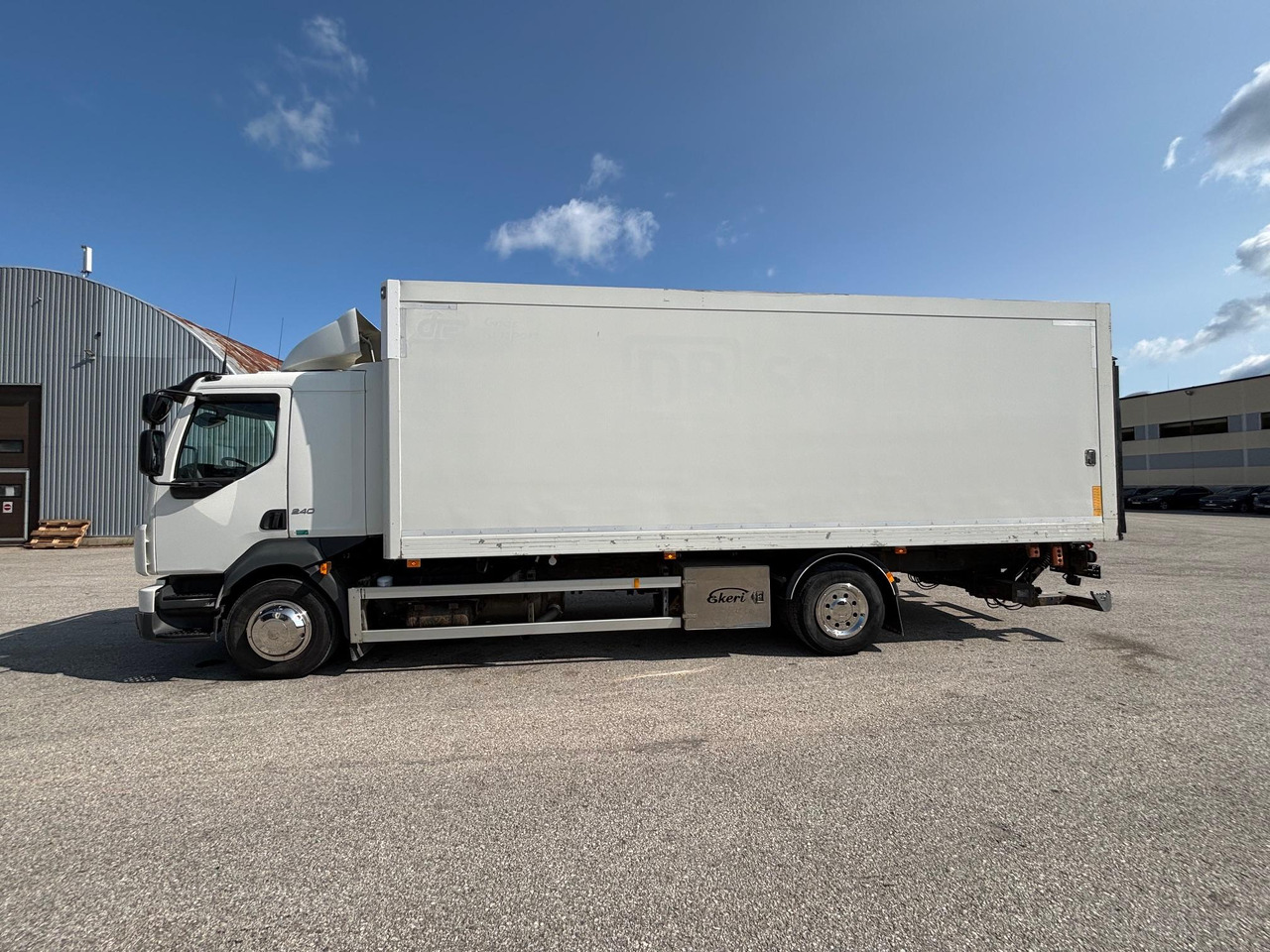 VOLVO FL240 - Koelwagen vrachtwagen: afbeelding 4 VOLVO FL240 - Koelwagen vrachtwagen: afbeelding 4