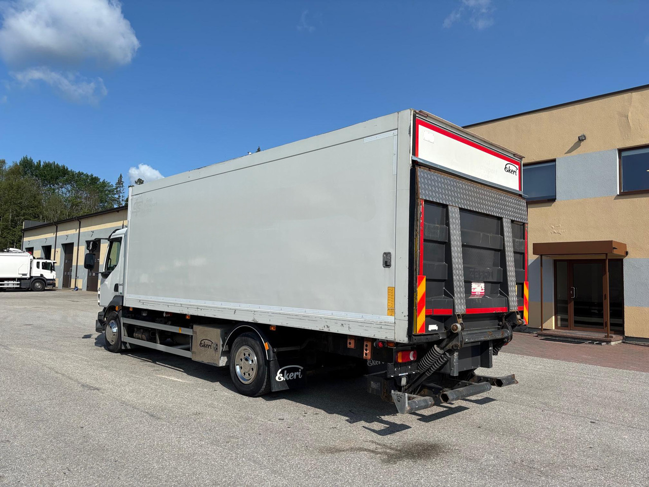 VOLVO FL240 - Koelwagen vrachtwagen: afbeelding 5 VOLVO FL240 - Koelwagen vrachtwagen: afbeelding 5