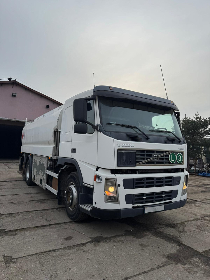 VOLVO FM12.380 - Tankwagen: afbeelding 1 VOLVO FM12.380 - Tankwagen: afbeelding 1