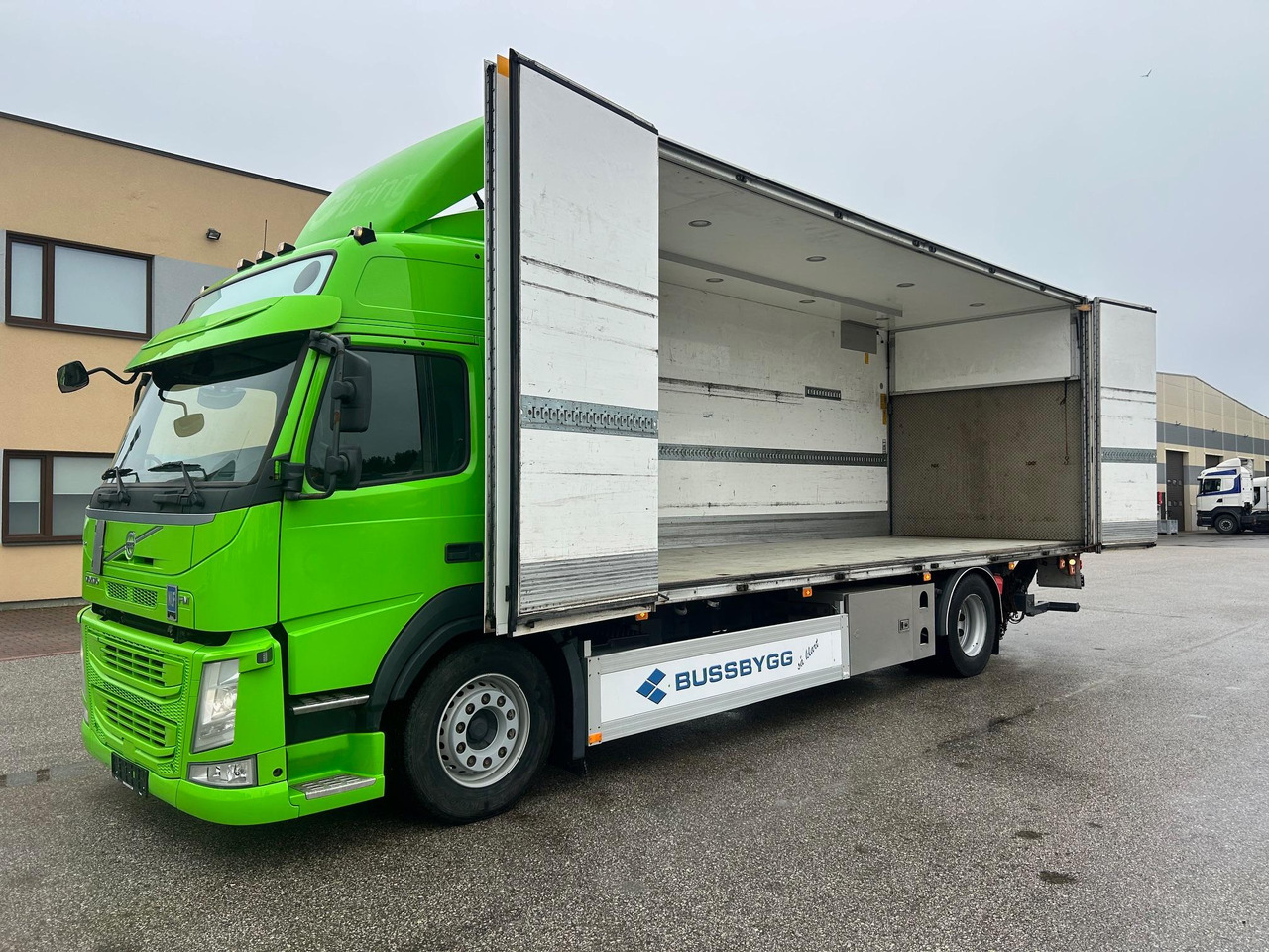 VOLVO FM330 - Bakwagen: afbeelding 3 VOLVO FM330 - Bakwagen: afbeelding 3