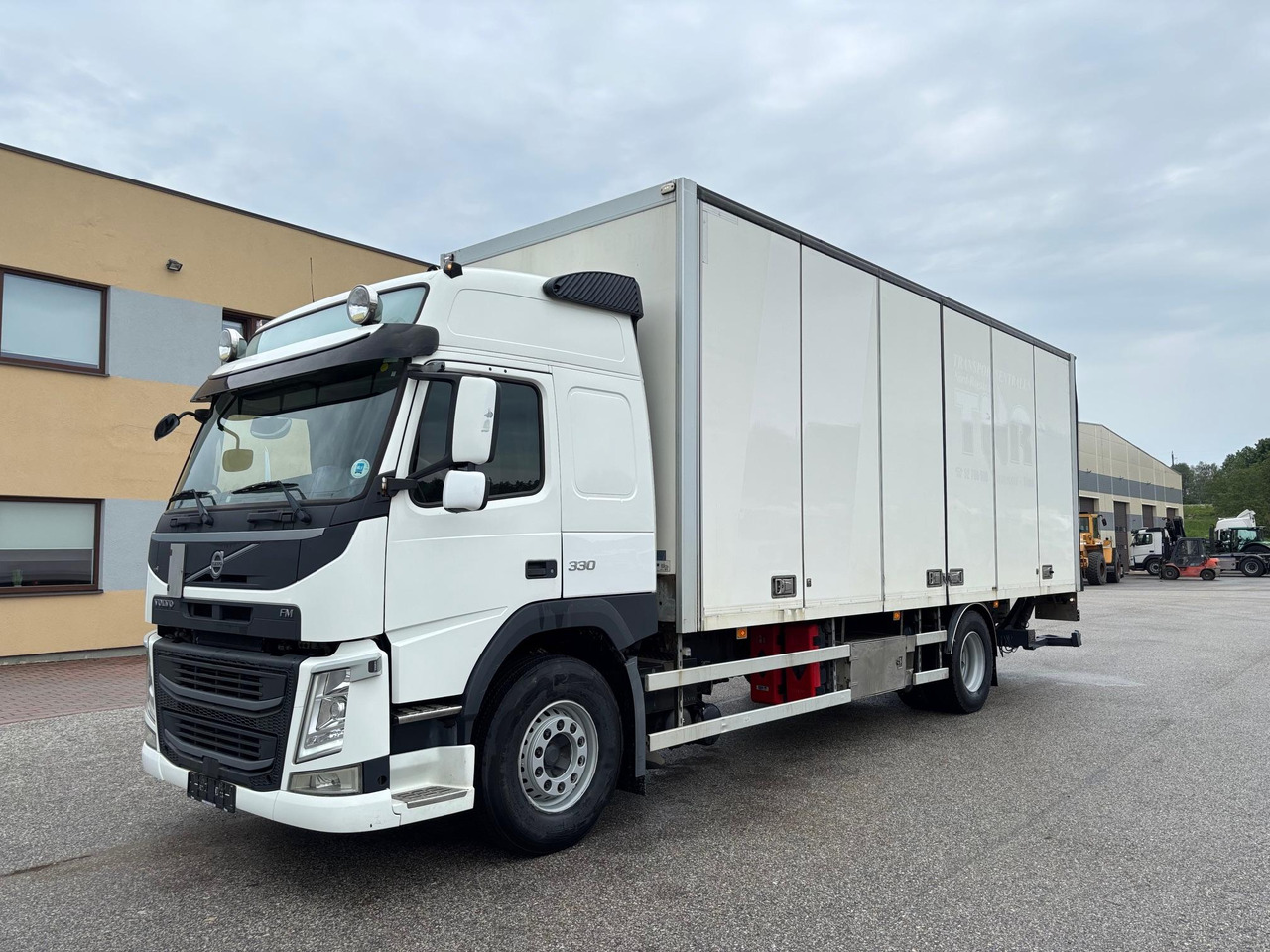 VOLVO FM330 - Bakwagen: afbeelding 3 VOLVO FM330 - Bakwagen: afbeelding 3