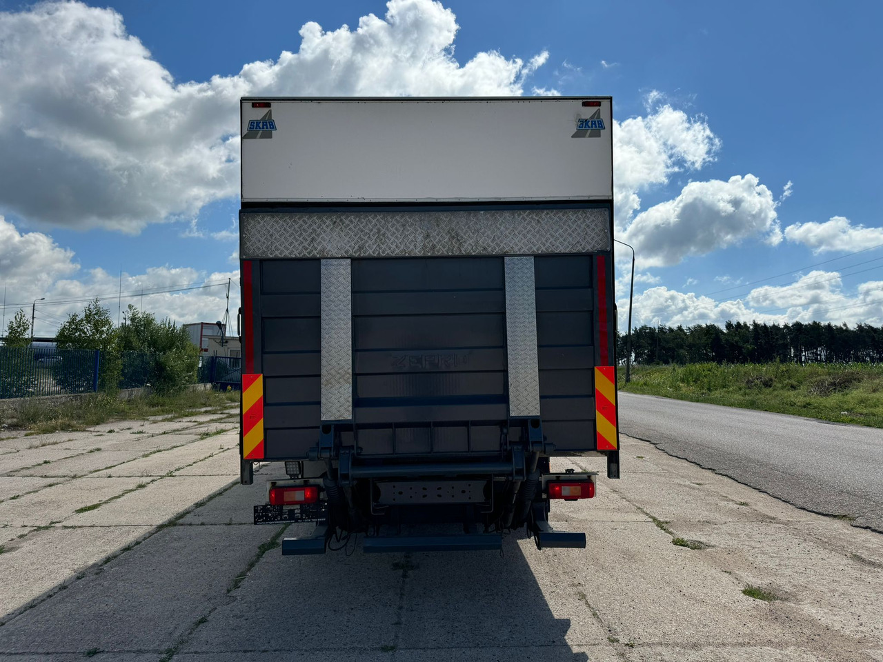 VOLVO FM330 - Koelwagen vrachtwagen: afbeelding 3 VOLVO FM330 - Koelwagen vrachtwagen: afbeelding 3