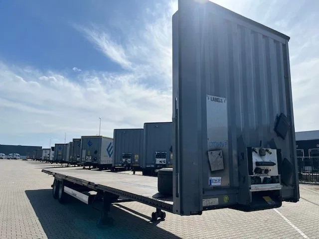 Krone 2023 Krone XL mega hupac flat with damage - Gesloten oplegger: afbeelding 1 Krone 2023 Krone XL mega hupac flat with damage - Gesloten oplegger: afbeelding 1