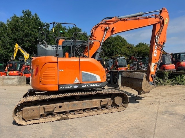 Rupsgraafmachine Doosan DX 140 LCR-5: afbeelding 1
