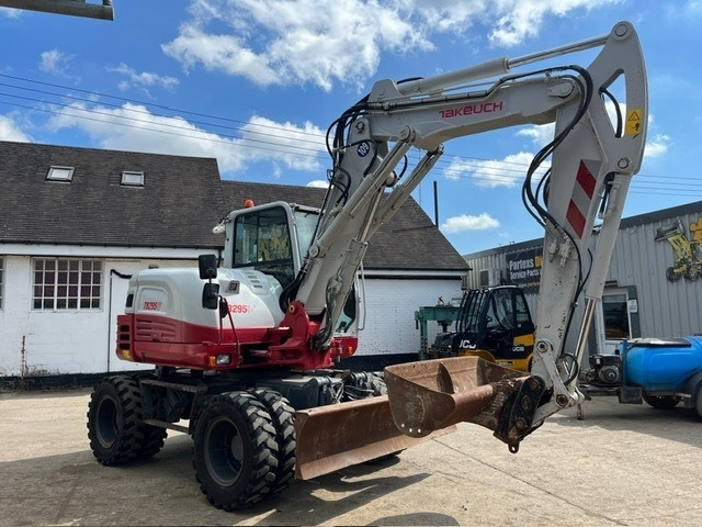 Takeuchi TB295W - Mobiele graafmachine: afbeelding 2 Takeuchi TB295W - Mobiele graafmachine: afbeelding 2