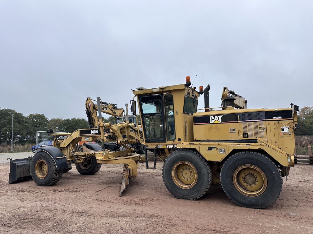 CATERPILLAR 140 H CE original German machine ready for work! - Grader: afbeelding 4 CATERPILLAR 140 H CE original German machine ready for work! - Grader: afbeelding 4