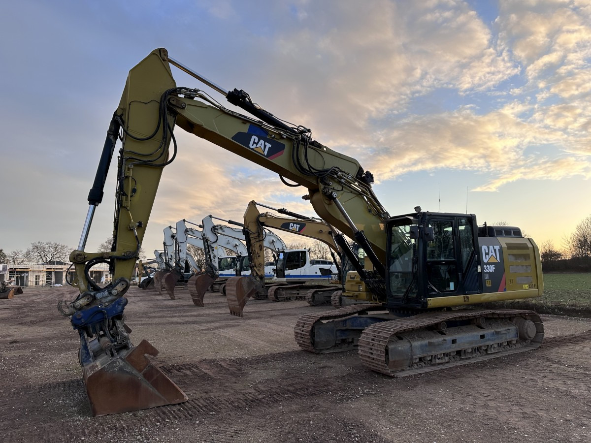CATERPILLAR 330 FLN VA OQ 70-55 Deutsche Maschine! Top !!! - Rupsgraafmachine: afbeelding 3 CATERPILLAR 330 FLN VA OQ 70-55 Deutsche Maschine! Top !!! - Rupsgraafmachine: afbeelding 3