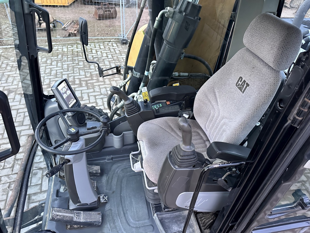 Leasing CATERPILLAR M 318 D full Hydr. Top Zustand German machine ! CATERPILLAR M 318 D full Hydr. Top Zustand German machine !: afbeelding 10 Leasing CATERPILLAR M 318 D full Hydr. Top Zustand German machine ! CATERPILLAR M 318 D full Hydr. Top Zustand German machine !: afbeelding 10