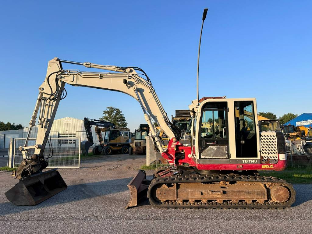 Takeuchi TB 1140 + ISUZU Motor Klima 14.3 Tonnen ! - Rupsgraafmachine: afbeelding 1 Takeuchi TB 1140 + ISUZU Motor Klima 14.3 Tonnen ! - Rupsgraafmachine: afbeelding 1