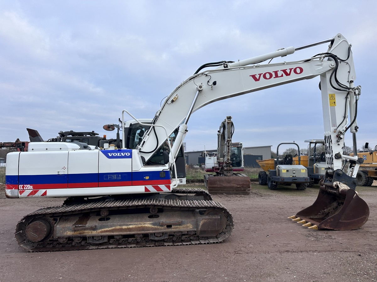 VOLVO EC 220 DL German machine! - Rupsgraafmachine: afbeelding 2 VOLVO EC 220 DL German machine! - Rupsgraafmachine: afbeelding 2