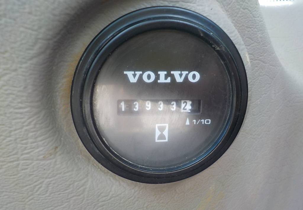 Volvo EC 220 DL Deutsche Maschine! - Rupsgraafmachine: afbeelding 4 Volvo EC 220 DL Deutsche Maschine! - Rupsgraafmachine: afbeelding 4