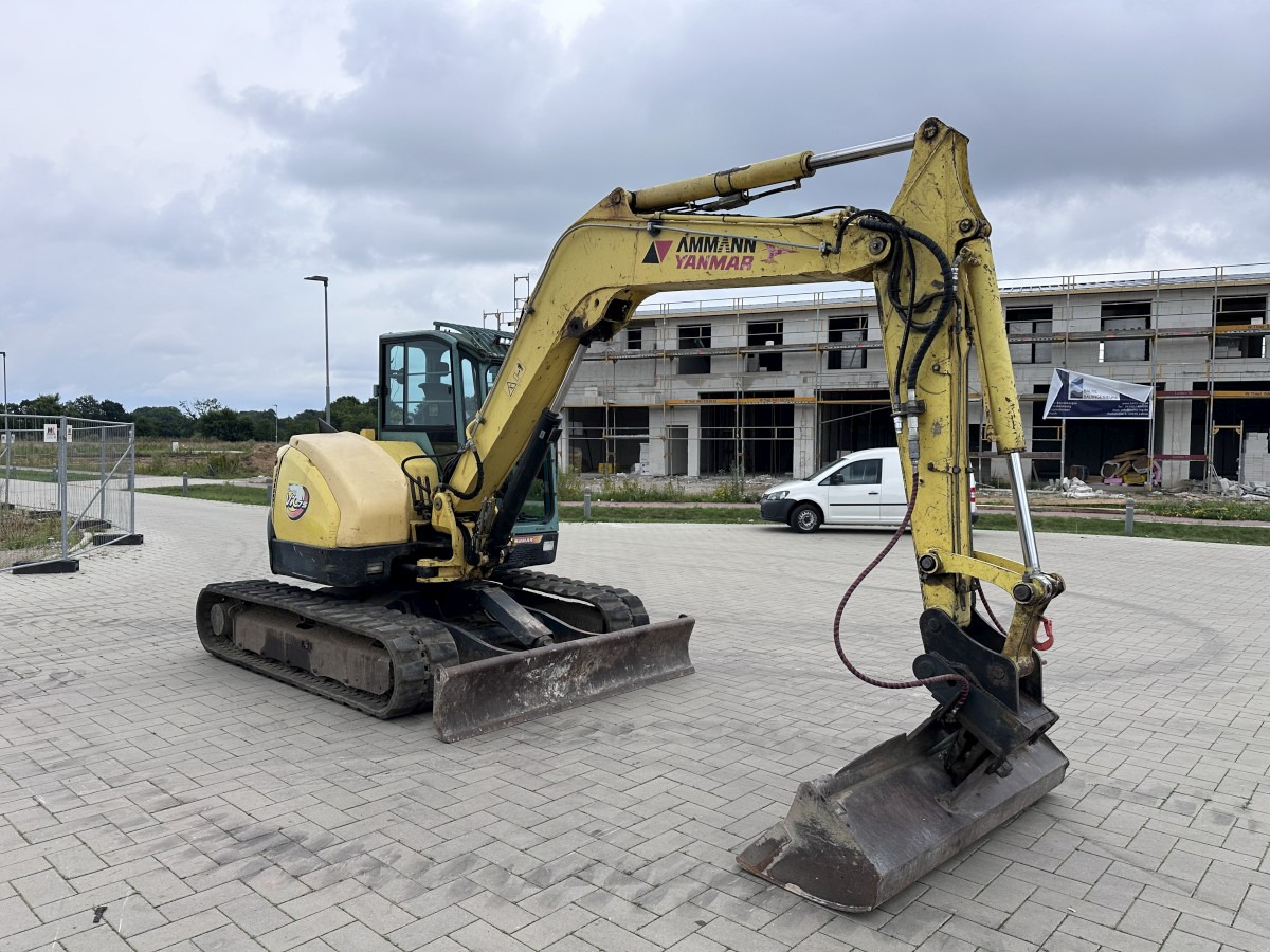 YANMAR Vio 75 Top Zustand German machine ! ! ! - Minigraafmachine: afbeelding 4 YANMAR Vio 75 Top Zustand German machine ! ! ! - Minigraafmachine: afbeelding 4
