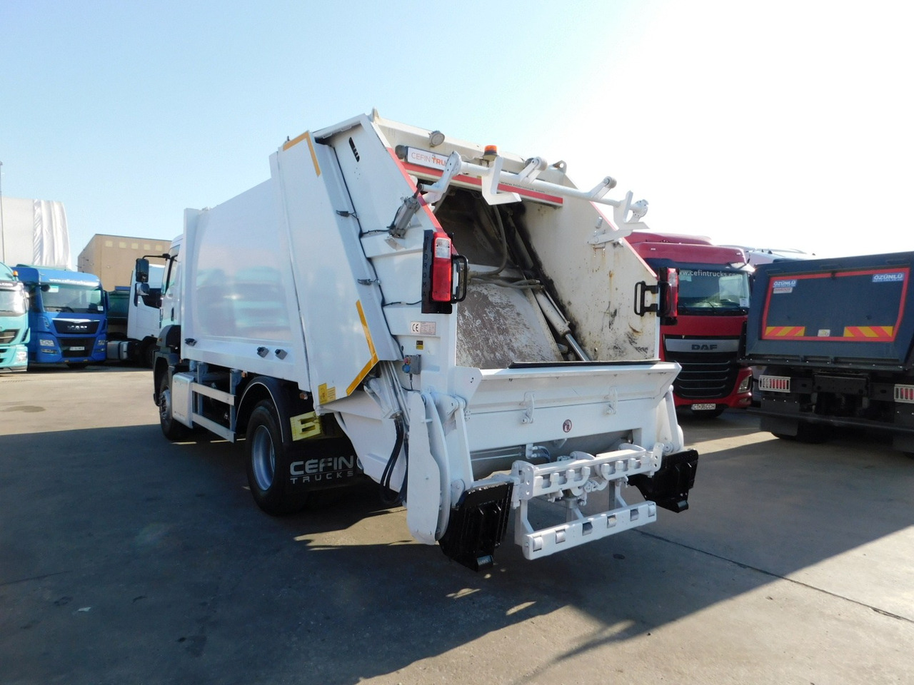 Ford 1833 4x2 dcab e6 9seso14409 - Vuilniswagen: afbeelding 4 Ford 1833 4x2 dcab e6 9seso14409 - Vuilniswagen: afbeelding 4