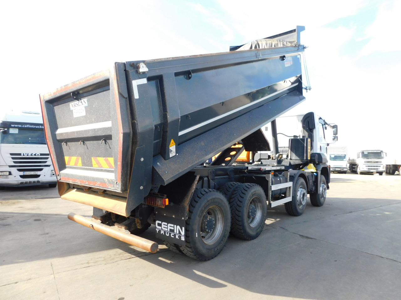 Ford 4142d 8x4 dcab e6 eco 16s 2600 amt - Kipper vrachtwagen: afbeelding 3 Ford 4142d 8x4 dcab e6 eco 16s 2600 amt - Kipper vrachtwagen: afbeelding 3