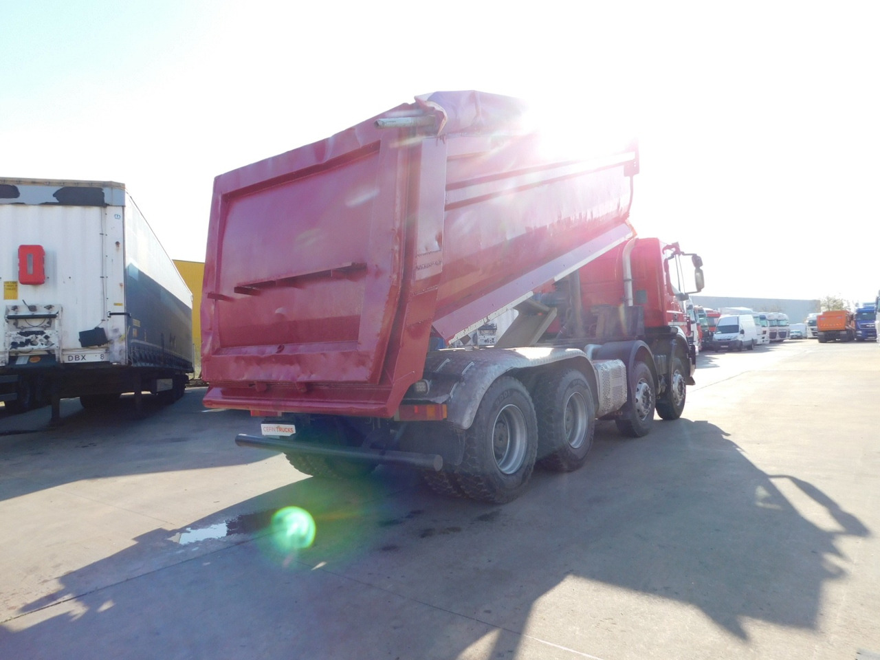 Iveco Trakker 450 - Kipper vrachtwagen: afbeelding 3 Iveco Trakker 450 - Kipper vrachtwagen: afbeelding 3