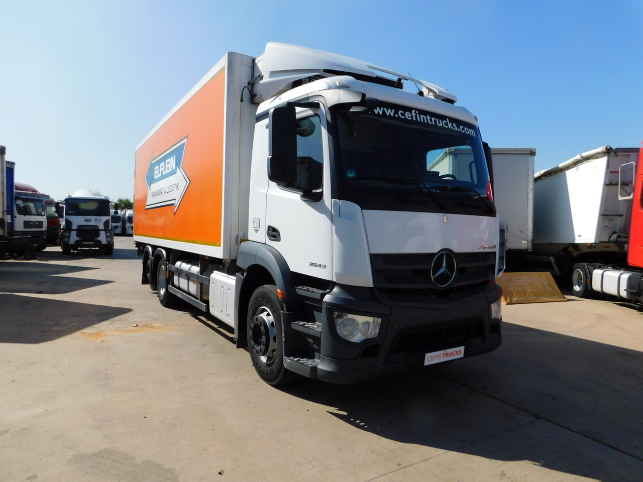 Mercedes Antos - Koelwagen vrachtwagen: afbeelding 2 Mercedes Antos - Koelwagen vrachtwagen: afbeelding 2