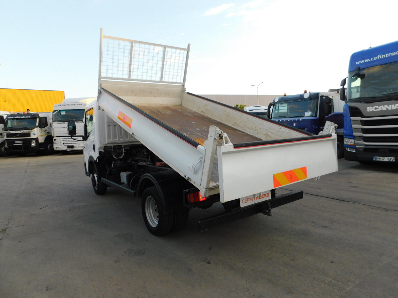 Renault Maxity - Kipper vrachtwagen: afbeelding 4 Renault Maxity - Kipper vrachtwagen: afbeelding 4