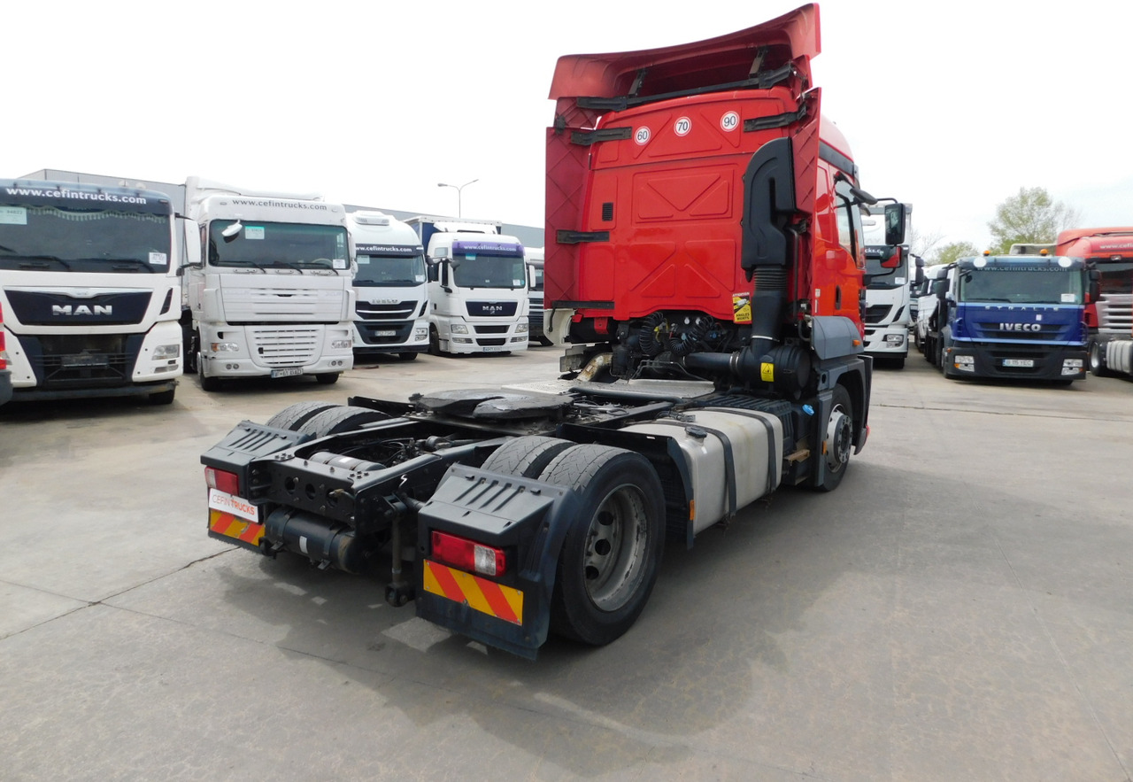 Ford 1848t 4x2 scab e6 12tx2620 - Trekker: afbeelding 3 Ford 1848t 4x2 scab e6 12tx2620 - Trekker: afbeelding 3