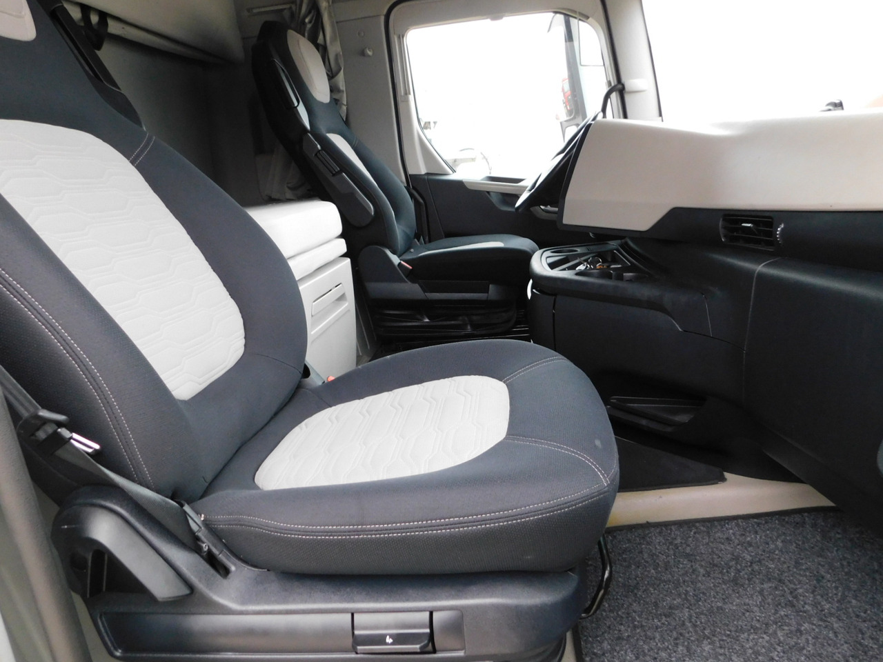 Ford F max 4x2 scab e6 12s2620 - Trekker: afbeelding 5 Ford F max 4x2 scab e6 12s2620 - Trekker: afbeelding 5