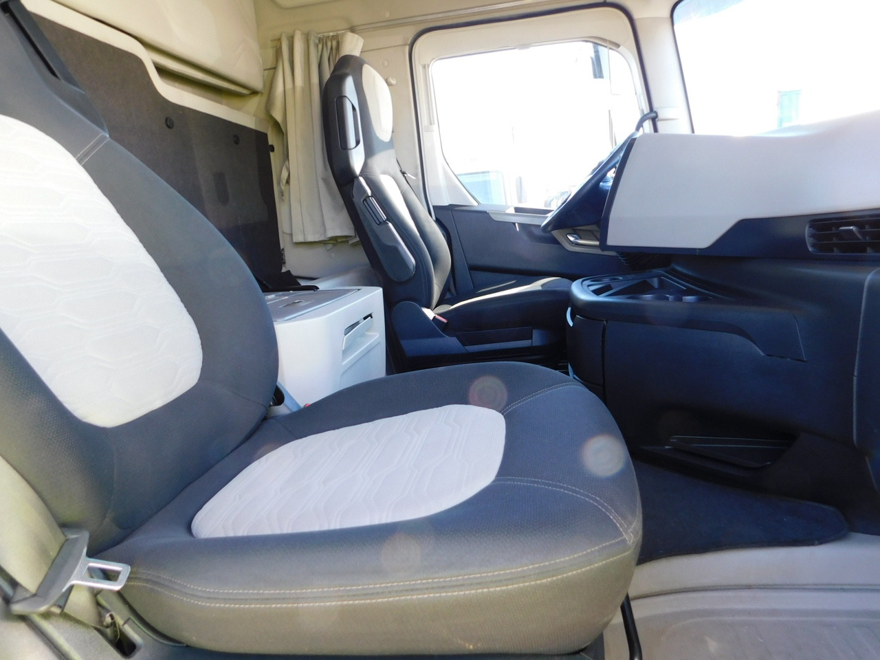 Ford F max 4x2 scab e6 12s2620 - Trekker: afbeelding 5 Ford F max 4x2 scab e6 12s2620 - Trekker: afbeelding 5