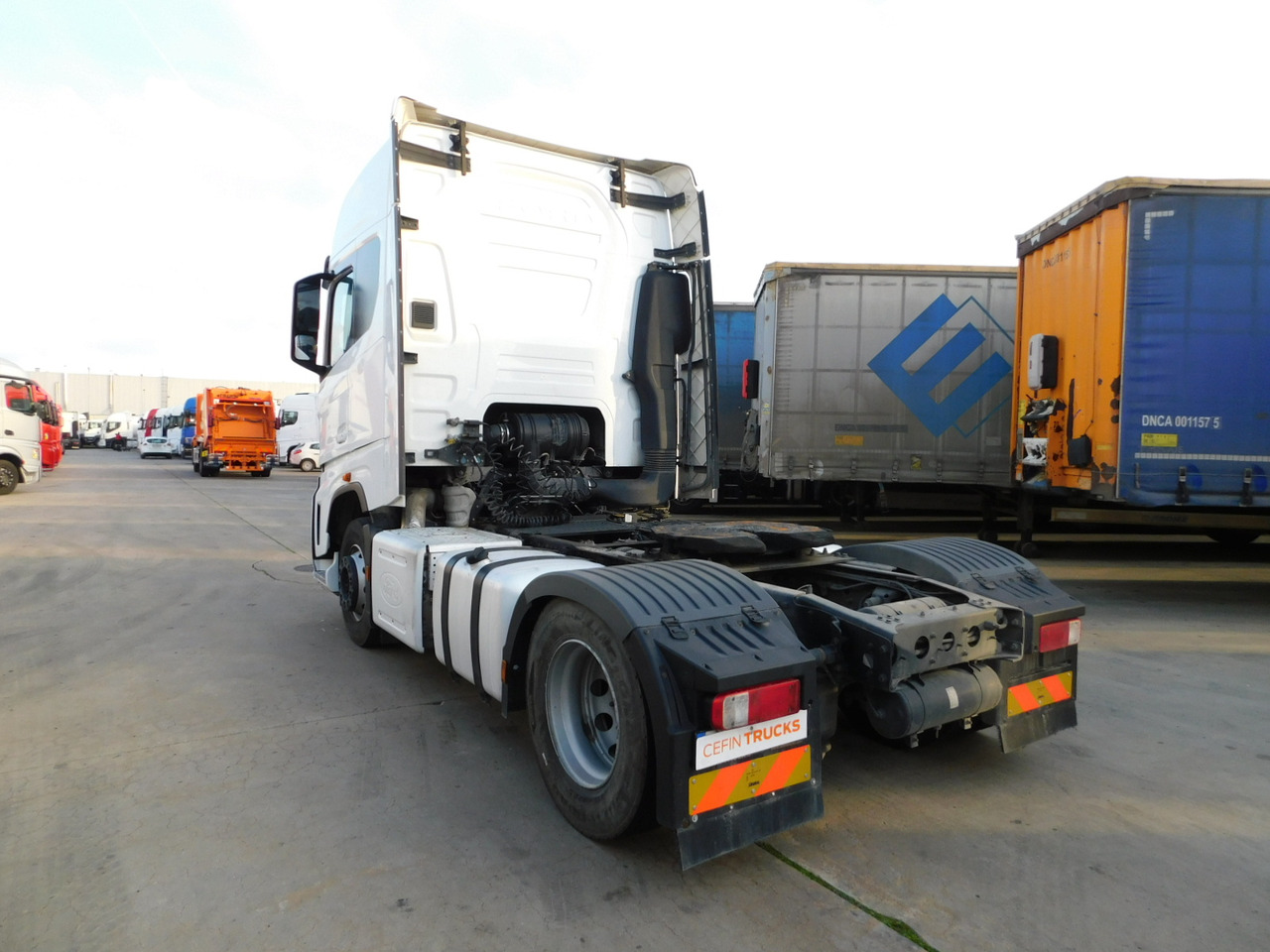 Ford F max 4x2 scab e6 12tx2620 - Trekker: afbeelding 4 Ford F max 4x2 scab e6 12tx2620 - Trekker: afbeelding 4