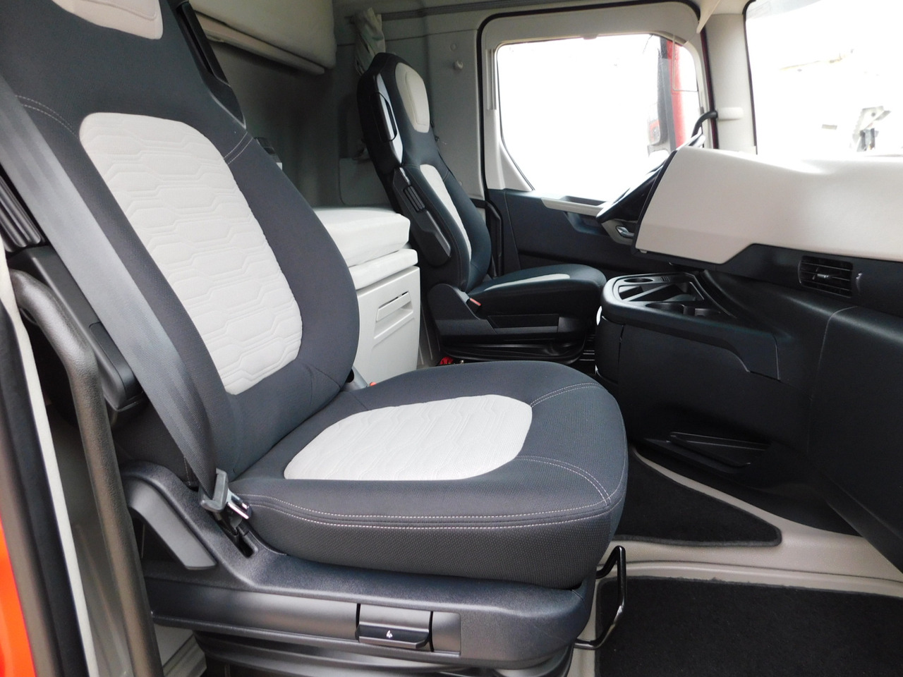 Ford F max 4x2 scab e6 12tx2620 - Trekker: afbeelding 5 Ford F max 4x2 scab e6 12tx2620 - Trekker: afbeelding 5