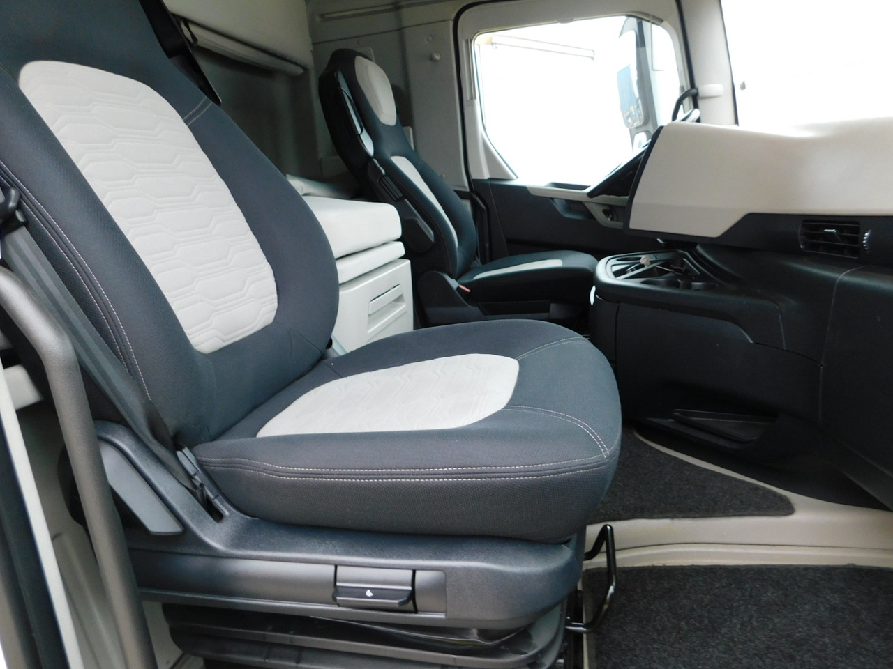 Ford F max ll 4x2 scab e6 12tx2620 - Trekker: afbeelding 5 Ford F max ll 4x2 scab e6 12tx2620 - Trekker: afbeelding 5