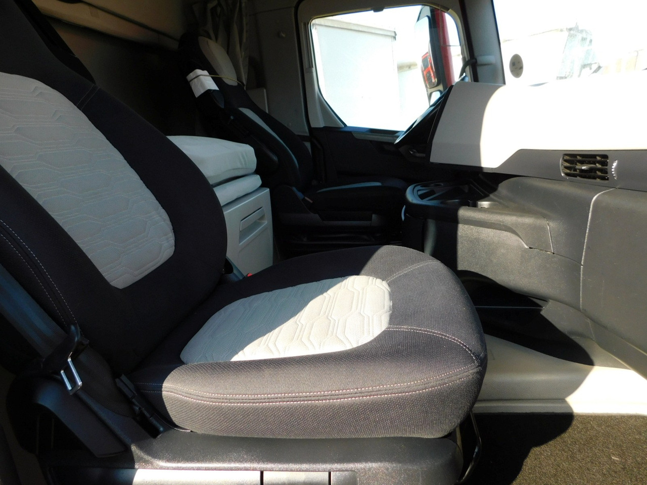 Ford F max ll 4x2 scab e6 12tx2620 - Trekker: afbeelding 5 Ford F max ll 4x2 scab e6 12tx2620 - Trekker: afbeelding 5