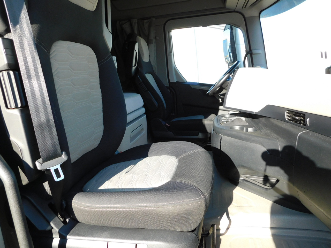 Ford F max ll 4x2 scab e6 12tx2620 - Trekker: afbeelding 5 Ford F max ll 4x2 scab e6 12tx2620 - Trekker: afbeelding 5