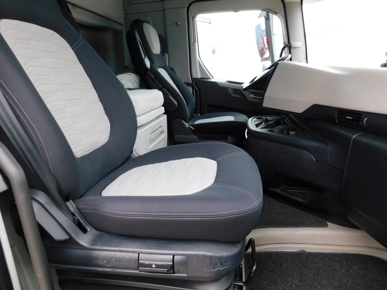 Ford F max ll 4x2 scab e6 12tx2620 - Trekker: afbeelding 5 Ford F max ll 4x2 scab e6 12tx2620 - Trekker: afbeelding 5