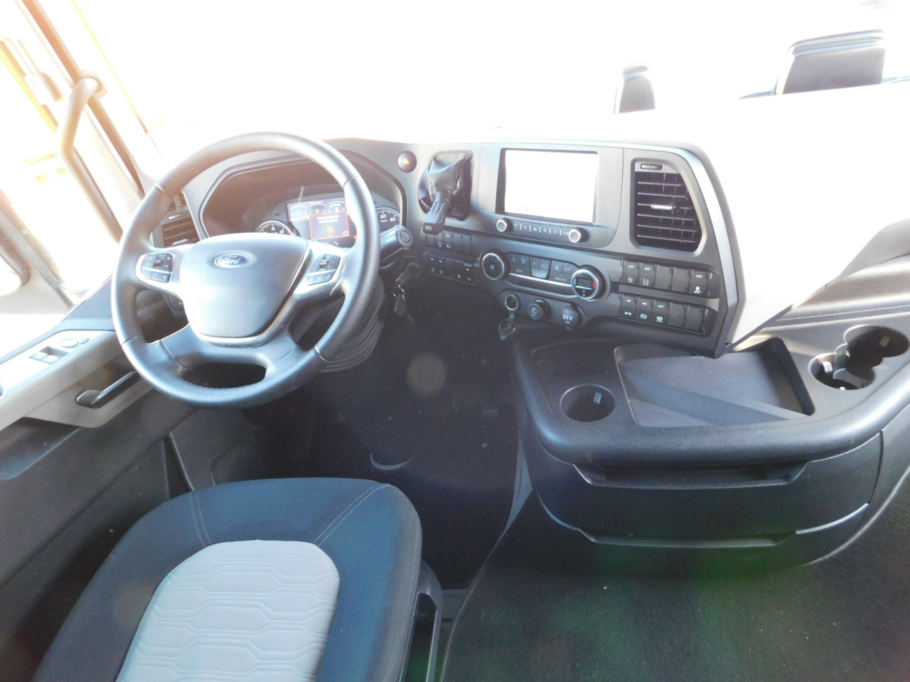Trekker Ford F max ll 4x2 scab e6 eco 16spdamt ecotorq: afbeelding 6