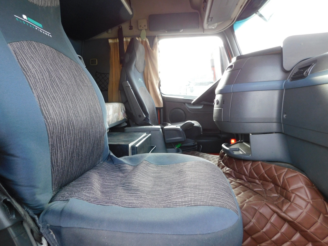 Volvo Fh 440 - Trekker: afbeelding 5 Volvo Fh 440 - Trekker: afbeelding 5
