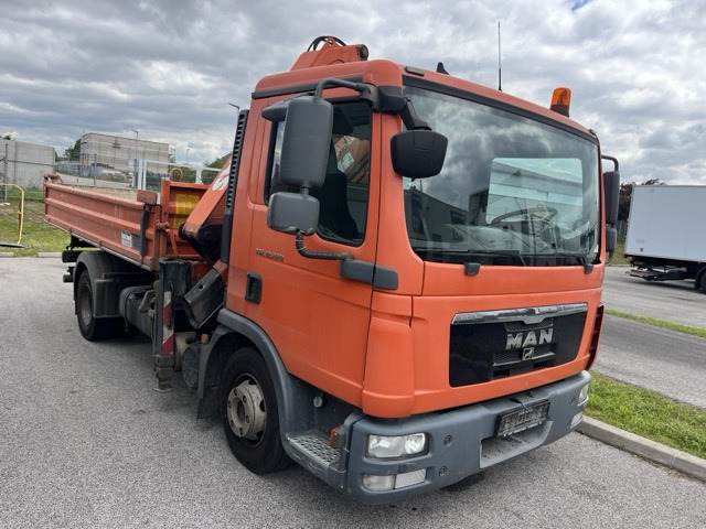 MAN TGL 12.220 4x2 BB Kipper Kran Euro5 AHK - Kipper vrachtwagen, Kraanwagen: afbeelding 1 MAN TGL 12.220 4x2 BB Kipper Kran Euro5 AHK - Kipper vrachtwagen, Kraanwagen: afbeelding 1