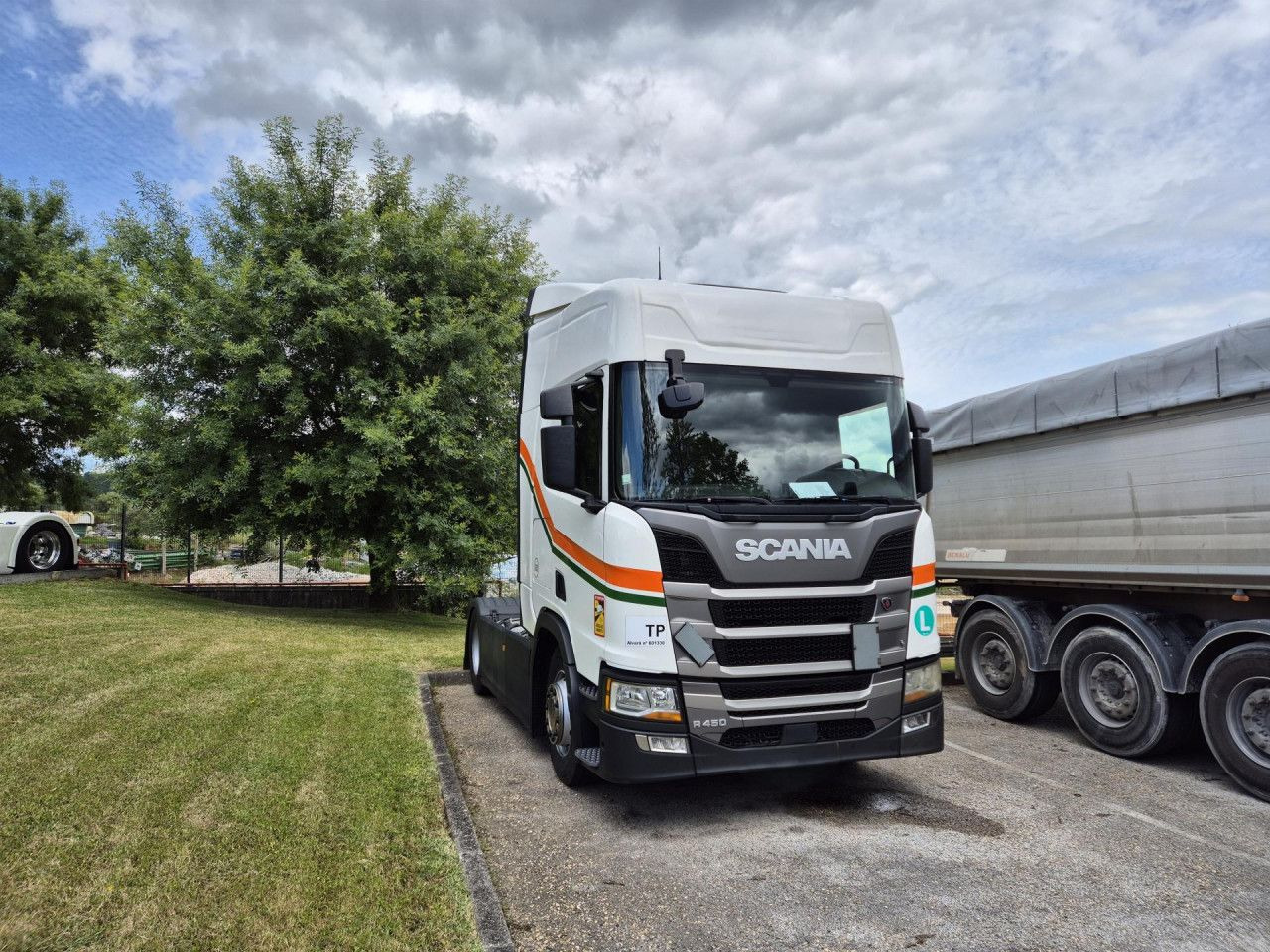 Scania R 450 - Trekker: afbeelding 1 Scania R 450 - Trekker: afbeelding 1