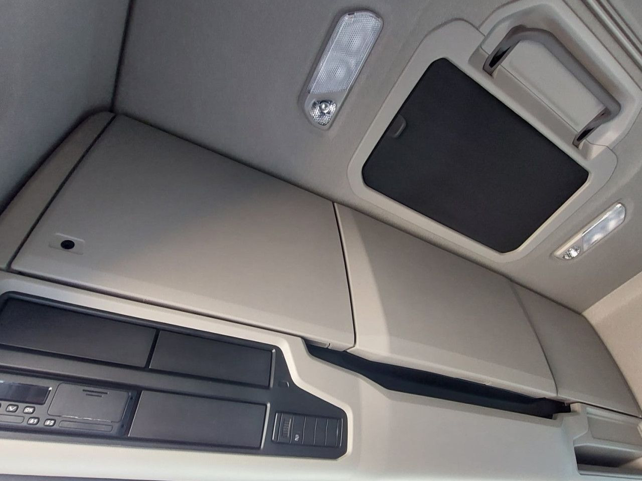 Scania R 460 - Trekker: afbeelding 5 Scania R 460 - Trekker: afbeelding 5