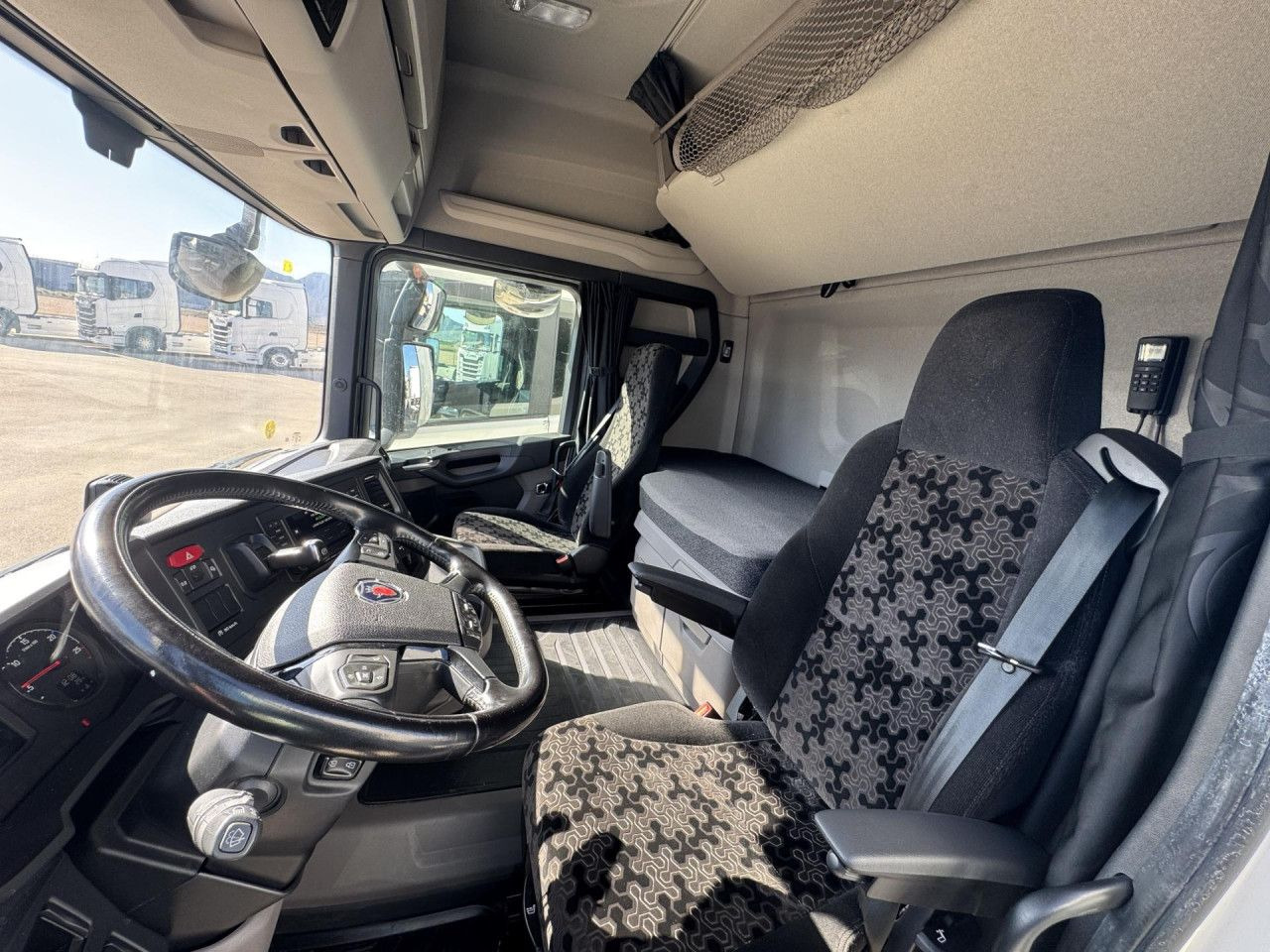 Trekker Scania R 460: afbeelding 9 Trekker Scania R 460: afbeelding 9