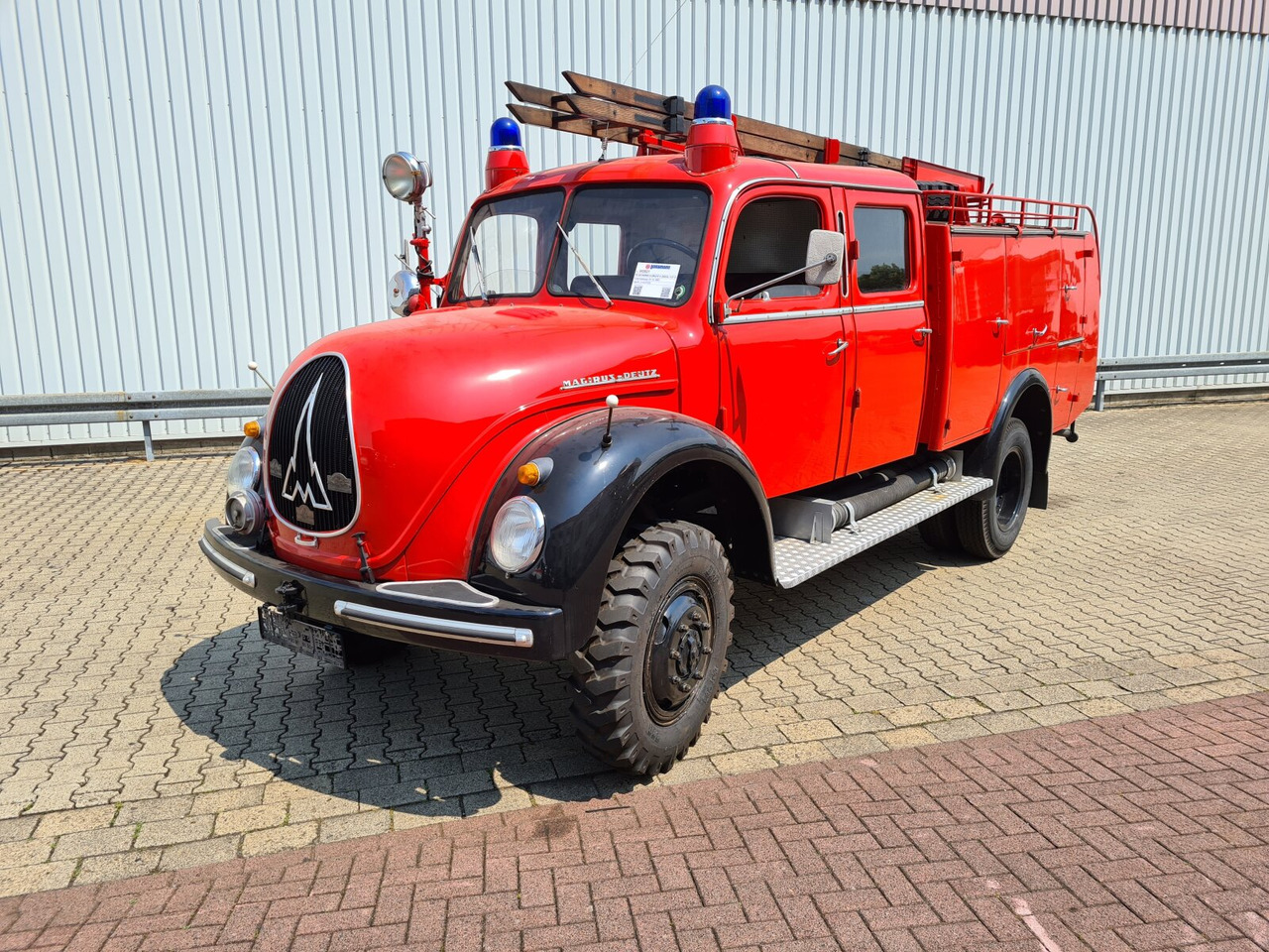 A 3500/6, TLF 16/25, TLF 16/53, 4x4 A 3500/6, TLF 16/25, TLF 16/53, 4x4 - Ambulance: afbeelding 1 A 3500/6, TLF 16/25, TLF 16/53, 4x4 A 3500/6, TLF 16/25, TLF 16/53, 4x4 - Ambulance: afbeelding 1
