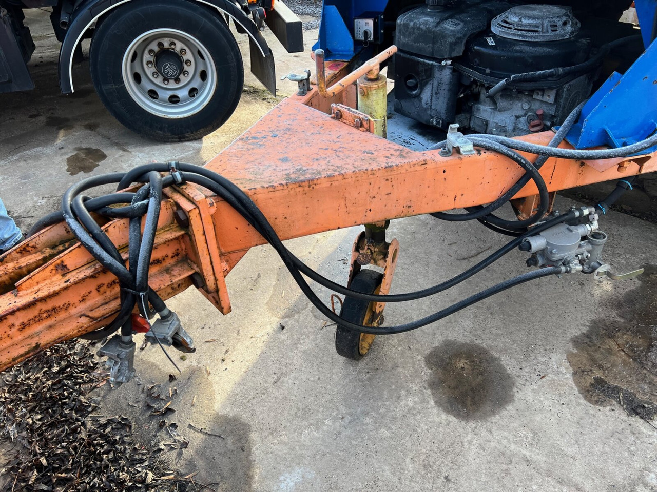 Asphaltkocher Bathe Asphaltkocher ca. 4m³, 4x VORHANDEN! - Asfaltmachine, Aanhangwagen: afbeelding 2 Asphaltkocher Bathe Asphaltkocher ca. 4m³, 4x VORHANDEN! - Asfaltmachine, Aanhangwagen: afbeelding 2