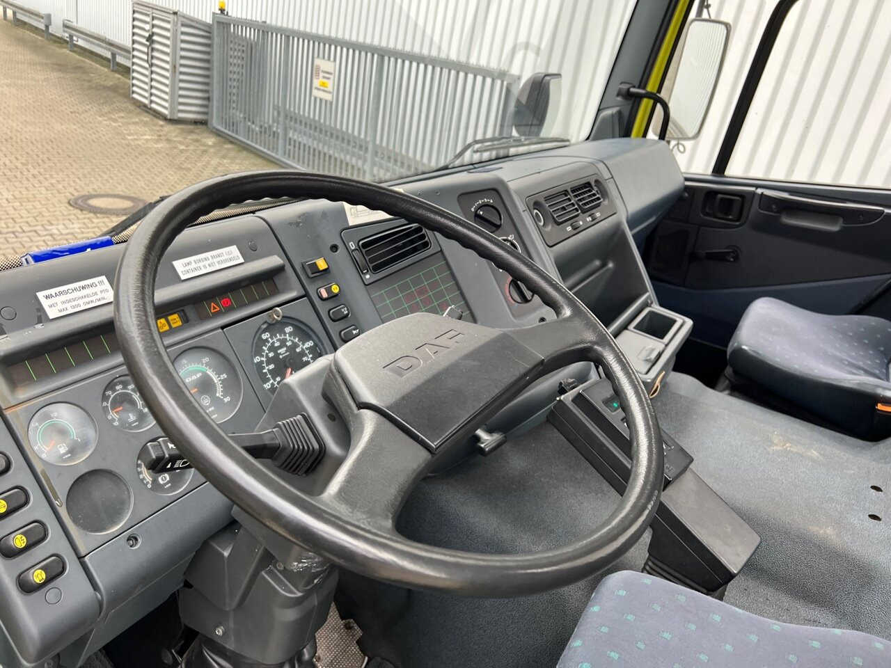 DAF 65.210 4x4 65.210 4x4 - Haakarmsysteem vrachtwagen: afbeelding 4 DAF 65.210 4x4 65.210 4x4 - Haakarmsysteem vrachtwagen: afbeelding 4
