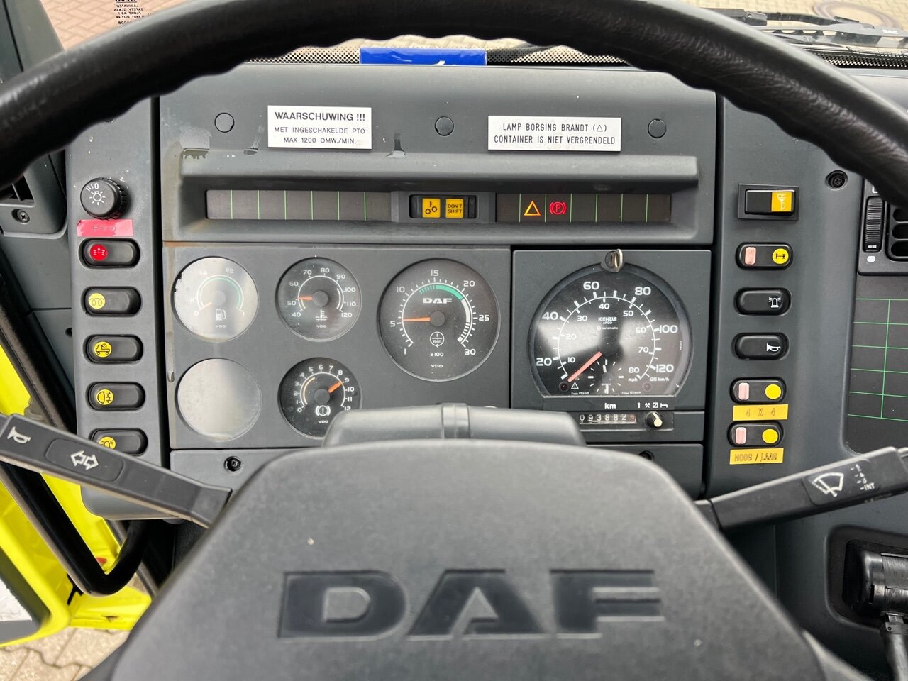 DAF 65.210 4x4 65.210 4x4 - Haakarmsysteem vrachtwagen: afbeelding 5 DAF 65.210 4x4 65.210 4x4 - Haakarmsysteem vrachtwagen: afbeelding 5