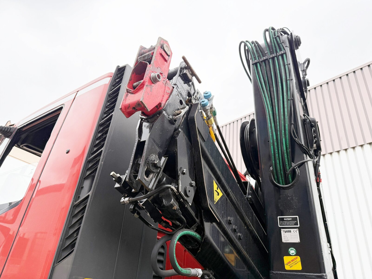 EuroTech 240E38 6x2-4 EuroTech 240E38 6x2-4, Lift-/Lenkachse, Seilwinde, Kran Hiab 100 - Haakarmsysteem vrachtwagen, Kraanwagen: afbeelding 2 EuroTech 240E38 6x2-4 EuroTech 240E38 6x2-4, Lift-/Lenkachse, Seilwinde, Kran Hiab 100 - Haakarmsysteem vrachtwagen, Kraanwagen: afbeelding 2