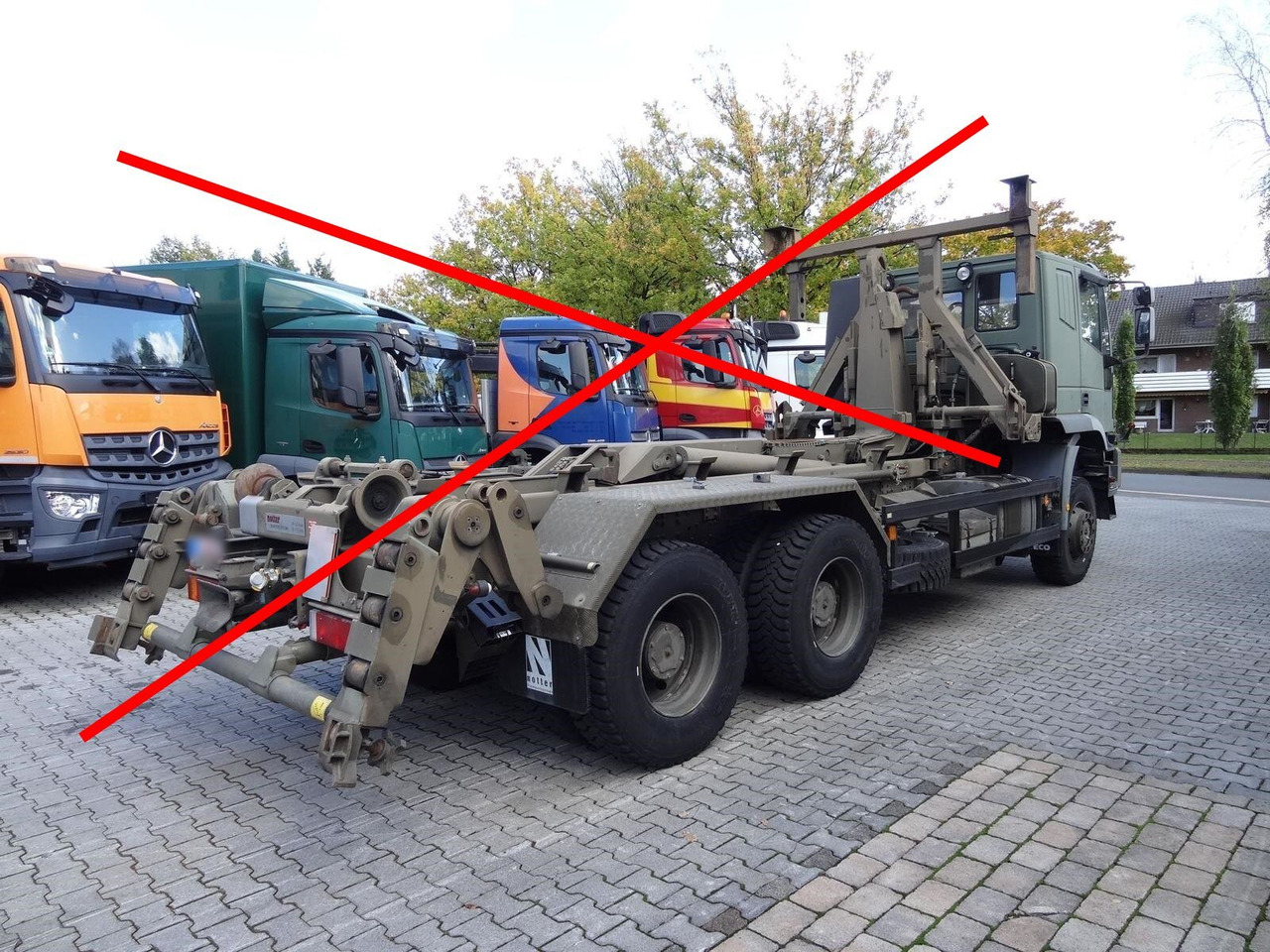 EuroTrakker 260E44W 6X6 EuroTrakker 260E44W 6X6, Retarder, ADR - Chassis vrachtwagen: afbeelding 4 EuroTrakker 260E44W 6X6 EuroTrakker 260E44W 6X6, Retarder, ADR - Chassis vrachtwagen: afbeelding 4