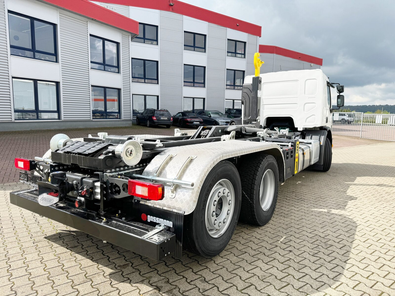 Nieuw Chassis vrachtwagen FE 350 6x2-4 FE 350/380 6x2-4, Lenk-/Liftachse: afbeelding 9