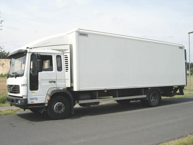 FL 6-12 4x2 FL 6-12 4x2, 4x vorhanden! - Bakwagen: afbeelding 2 FL 6-12 4x2 FL 6-12 4x2, 4x vorhanden! - Bakwagen: afbeelding 2