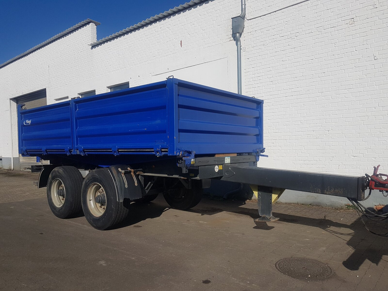 Fliegl TSK 180 TSK 180 - Open/ Plateau aanhangwagen: afbeelding 4 Fliegl TSK 180 TSK 180 - Open/ Plateau aanhangwagen: afbeelding 4
