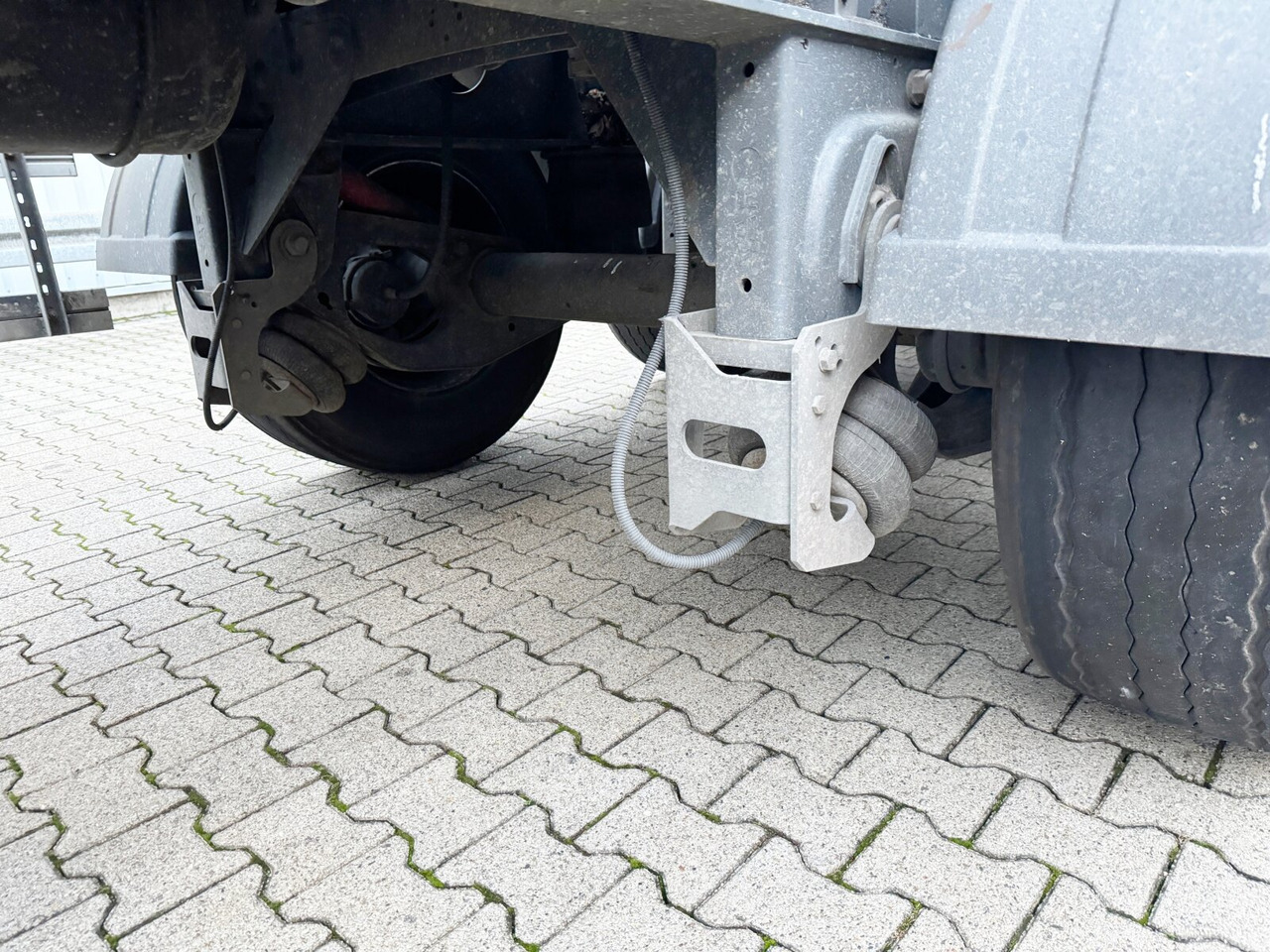 GSODAM GSTB3SL Holzauflieger GSODAM GSTB3SL Holzauflieger, Liftachse - Houtoplegger: afbeelding 3 GSODAM GSTB3SL Holzauflieger GSODAM GSTB3SL Holzauflieger, Liftachse - Houtoplegger: afbeelding 3