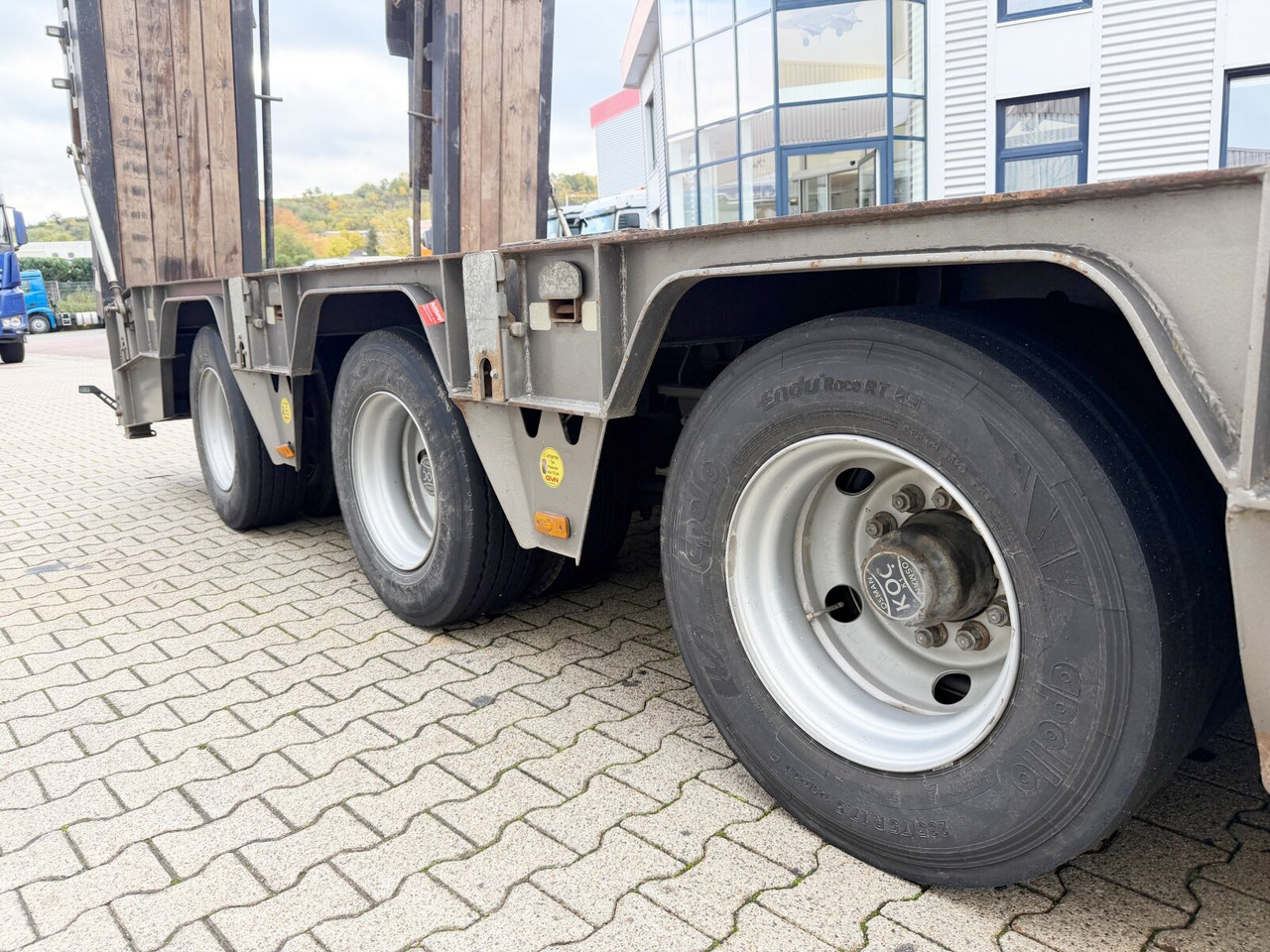 Dieplader oplegger voor het vervoer van zwaar materieel GVN Trailer 329 GVN Trailer 329, Liftachse, Verbr. auf 3m, hydr. Rampen: afbeelding 9 Dieplader oplegger voor het vervoer van zwaar materieel GVN Trailer 329 GVN Trailer 329, Liftachse, Verbr. auf 3m, hydr. Rampen: afbeelding 9