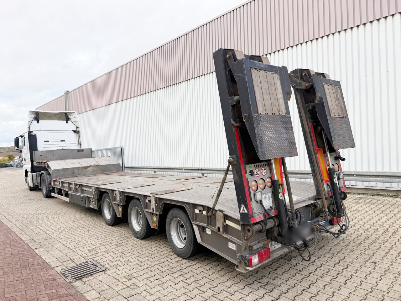 Dieplader oplegger voor het vervoer van zwaar materieel GVN Trailer 329 GVN Trailer 329, Liftachse, Verbr. auf 3m, hydr. Rampen: afbeelding 6 Dieplader oplegger voor het vervoer van zwaar materieel GVN Trailer 329 GVN Trailer 329, Liftachse, Verbr. auf 3m, hydr. Rampen: afbeelding 6