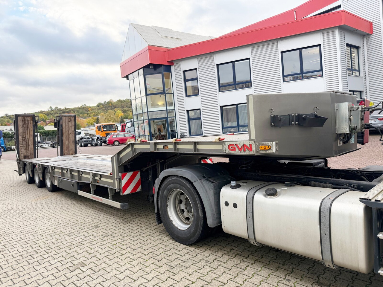 Dieplader oplegger voor het vervoer van zwaar materieel GVN Trailer 329 GVN Trailer 329, Liftachse, Verbr. auf 3m, hydr. Rampen: afbeelding 11 Dieplader oplegger voor het vervoer van zwaar materieel GVN Trailer 329 GVN Trailer 329, Liftachse, Verbr. auf 3m, hydr. Rampen: afbeelding 11